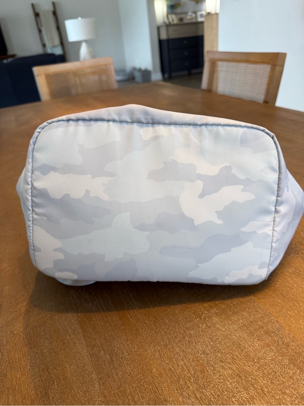 Lulelemon City Adventurer Backpack Light Grey Camo - Picture 7 of 8